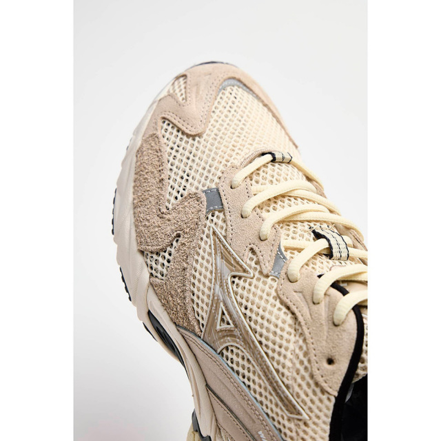 MIZUNOミズノWAVERIDER10ウエーブライダー10D1GA261104