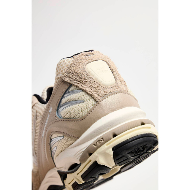 ミズノ ウエーブライダー 10 MIZUNO WAVE RIDER 10 04:ベージュ