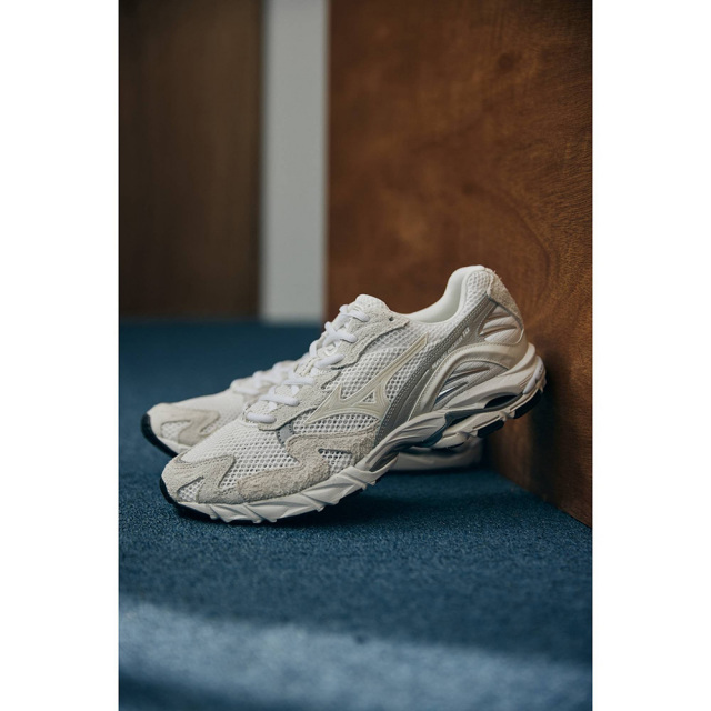 MIZUNOミズノWAVERIDER10ウエーブライダー10D1GA261105