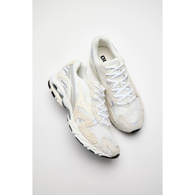 MIZUNOミズノWAVERIDER10ウエーブライダー10D1GA261105