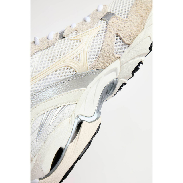 MIZUNOミズノWAVERIDER10ウエーブライダー10D1GA261105
