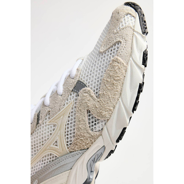 MIZUNOミズノWAVERIDER10ウエーブライダー10D1GA261105