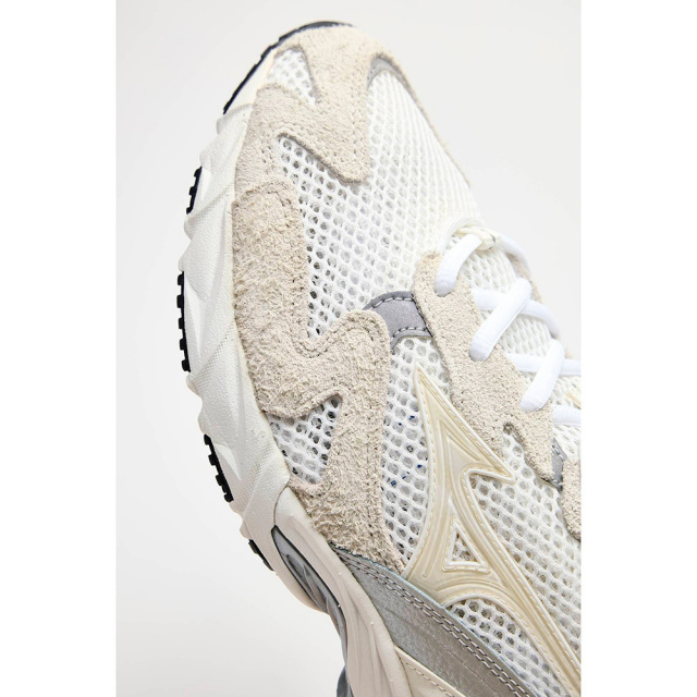 MIZUNOミズノWAVERIDER10ウエーブライダー10D1GA261105