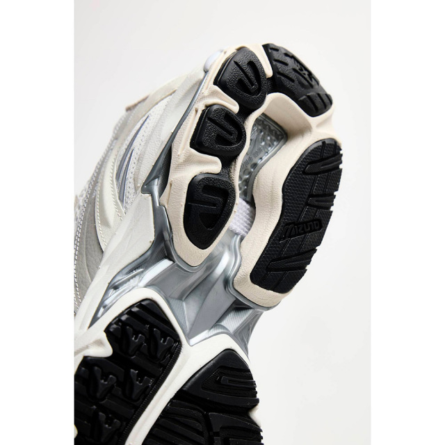 ミズノ ウエーブライダー 10 MIZUNO WAVE RIDER 10 05:オフホワイト