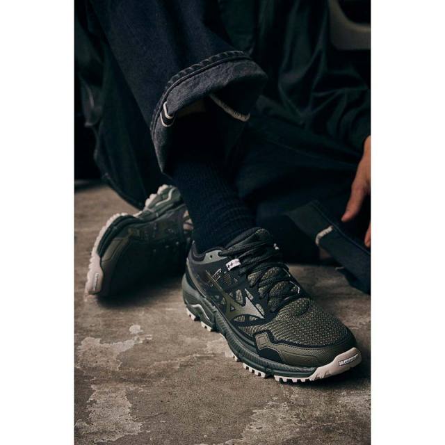 ミズノ ウェーブダイチ LS MIZUNO WAVE DAICHI LS ダークグリーン