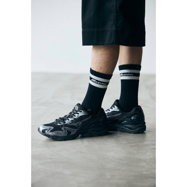 【ブラック（01）】Wave  Rider 10 WAVE RIDER 10 - Black | Unisex | Mizuno UK
