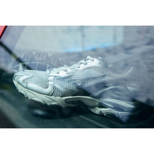 MIZUNOミズノWAVERIDER10ウエーブライダー10D1GA261D06