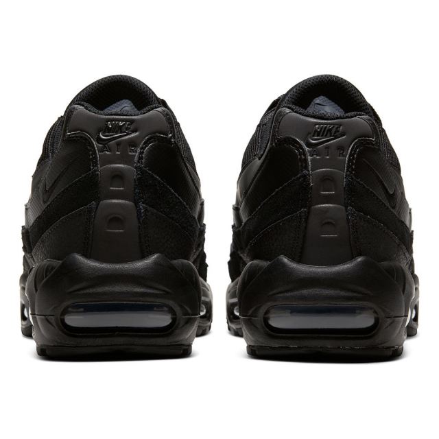 nike air max 95 black on black