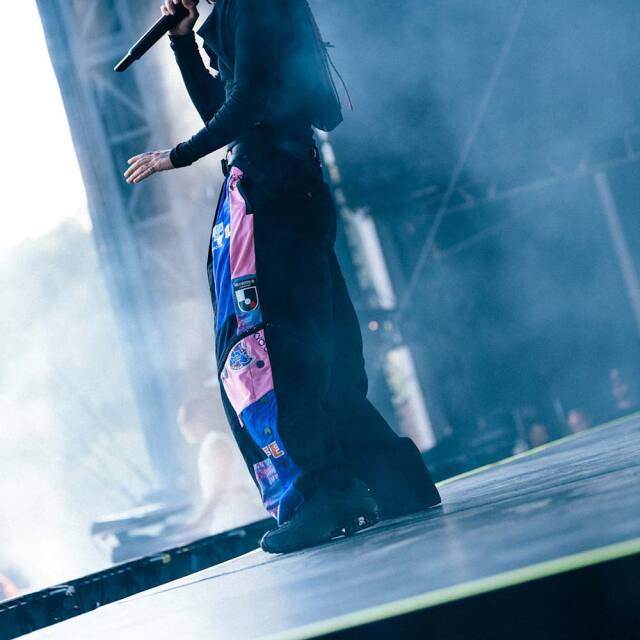 NIKEナイキWMNSSHOXR4ウィメンズショックスR4AR3565-004