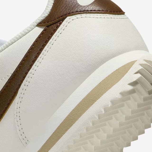 ナイキ ウィメンズ コルテッツ レザー NIKE WMNS CORTEZ LEATHER