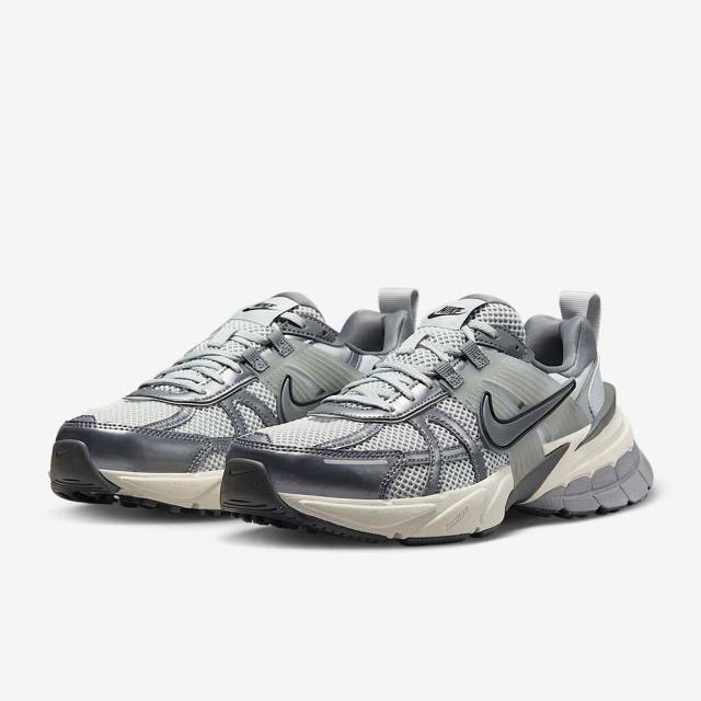 ナイキ ウィメンズ V2K ラン NIKE WMNS V2K RUN ピュア