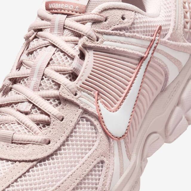 NIKEナイキWMNSZOOMVOMERO５ウィメンズズームボメロ5HQ0458-600