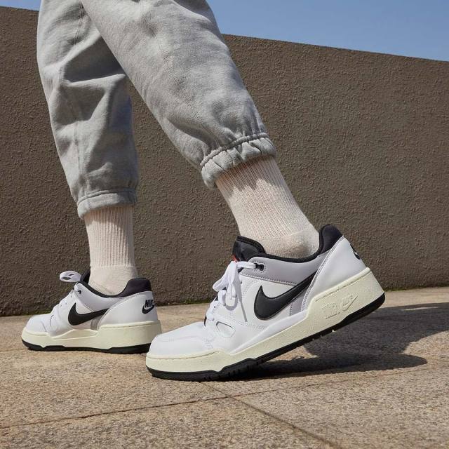 NIKEナイキFULLFORCELOWフルフォースローFB1362-101