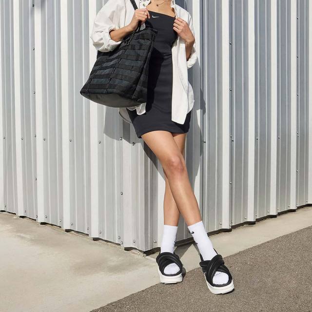 NIKEナイキWMNSAIRMAXISLASANDALウィメンズエアマックスアイラサンダルFJ5929-002