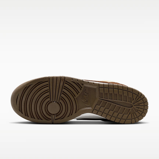 NIKEナイキBIGLOWビッグローIO4224-101