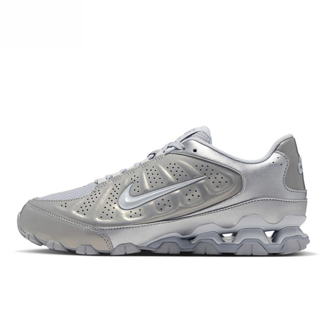 NIKEナイキREAX8NSWSLPRMリアックス8IU7629-001
