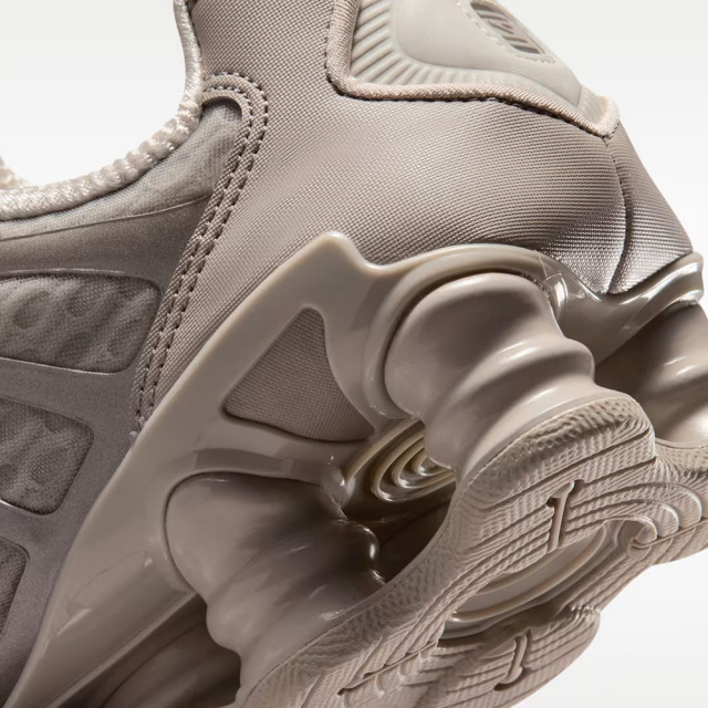 NIKEナイキSHOXTLショックスTLAR3566-204