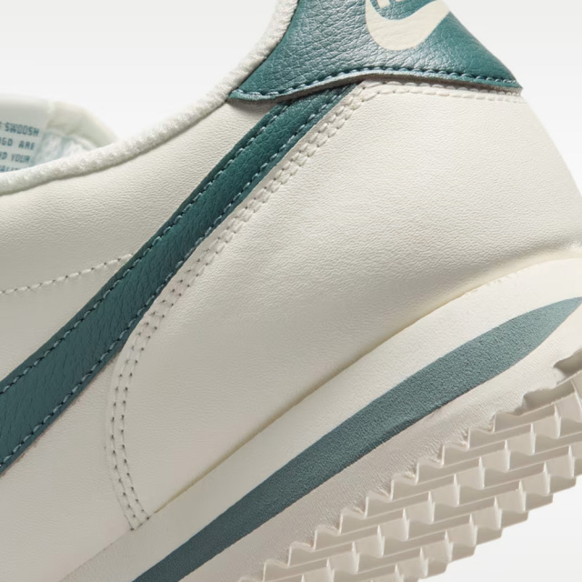 ナイキ コルテッツ レザー NIKE CORTEZ セイル/ミネラルスレート