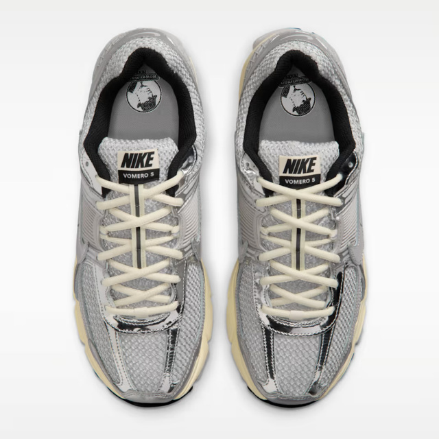ナイキ ズーム ボメロ 5 NIKE ZOOM VOMERO 5 グレーフォグ