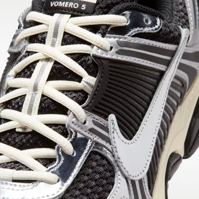 ナイキ ズーム ボメロ 5 NIKE ZOOM VOMERO 5 ブラック