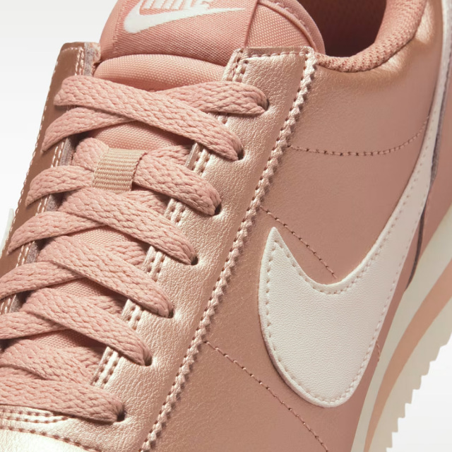 NIKEナイキCORTEZコルテッツIR0042-900