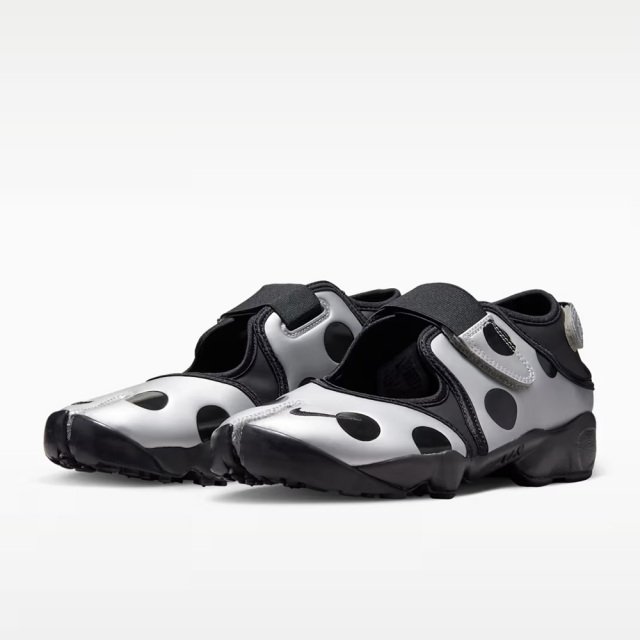 ナイキ エア リフト NIKE AIR RIFT ブラック/メタリックシルバー