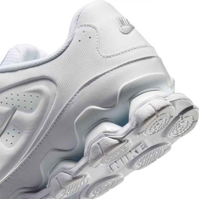ナイキ リアックス 8 NSW SL NIKE REAX 8 NSW SL ホワイト