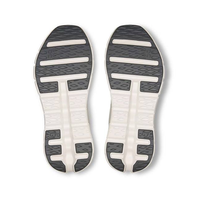 OnシューズオンCloudtiltWクラウドティルト3WE10053703