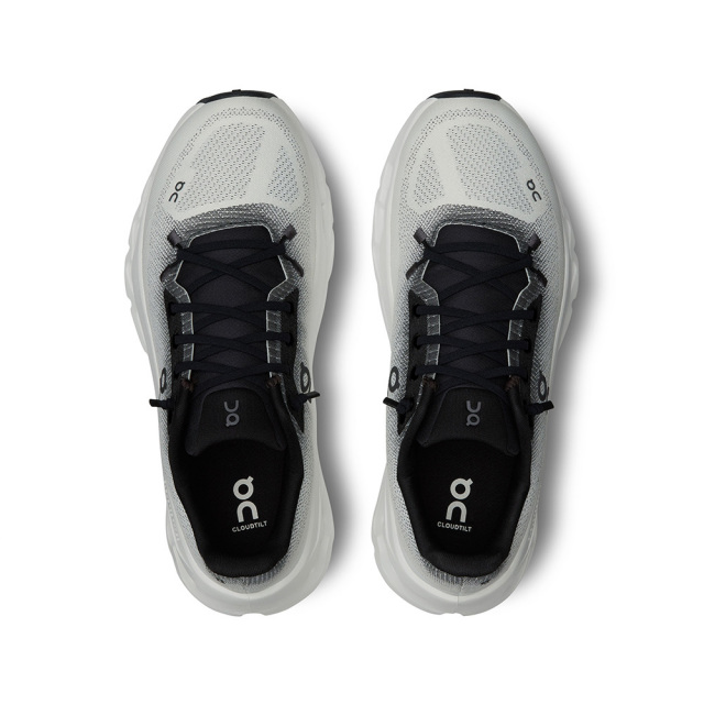 OnシューズオンCloudtiltクラウドティルト3WE10051430