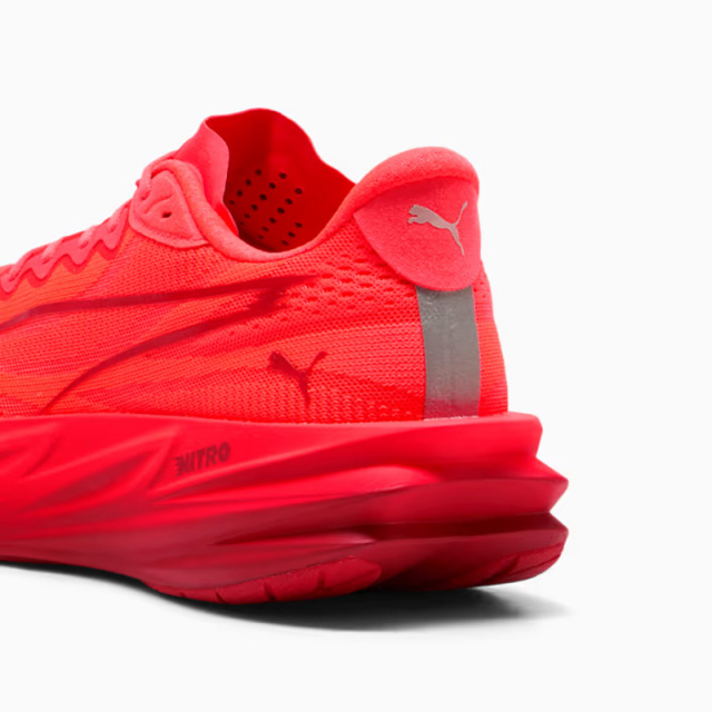 PUMAプーマDEVIATEPURENITROディヴィエイトピュアニトロ313904-10