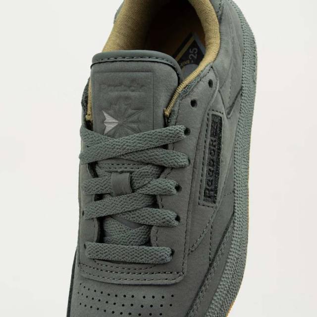 ReebokリーボックCLUBC85VINTAGEクラブシー85ヴィンテージ100228108