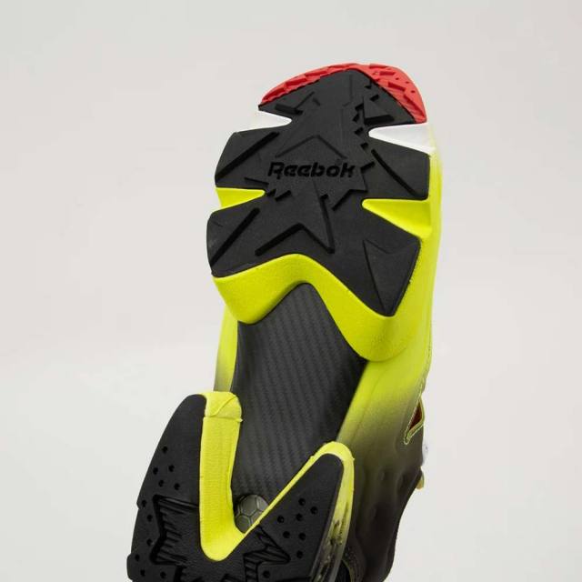 ReebokリーボックINSTAPUMPFURY94インスタポンプフューリー94100230809