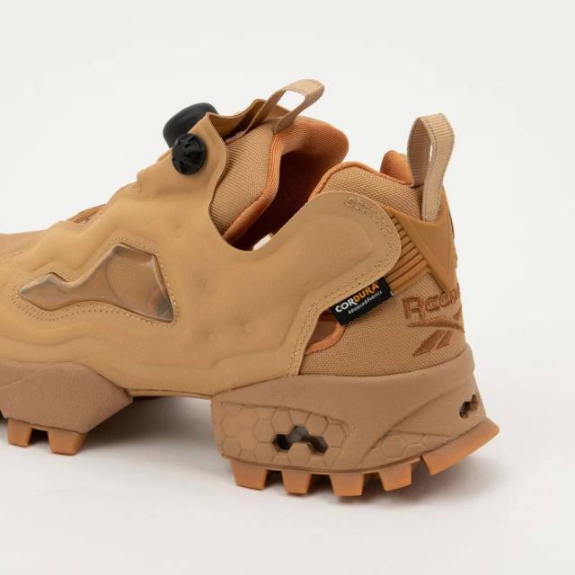 ReebokリーボックINSTAPUMPFURY94インスタポンプフューリー94100230813