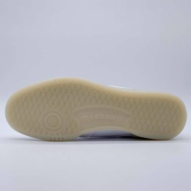ReebokリーボックCLUBC85VINTAGEクラブシー85ヴィンテージ100209029