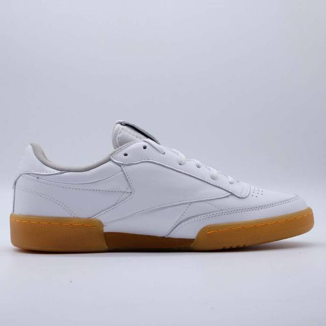 ReebokリーボックCLUBC85VINTAGEクラブシー85ヴィンテージ100209030