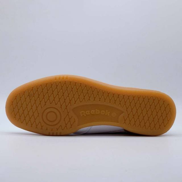 ReebokリーボックCLUBC85VINTAGEクラブシー85ヴィンテージ100209030