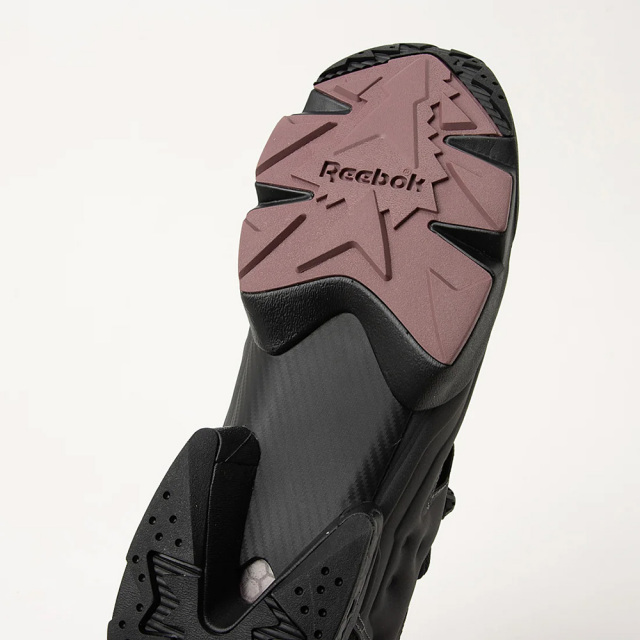 ReebokリーボックINSTAPUMPFURY94インスタポンプフューリー94100248494