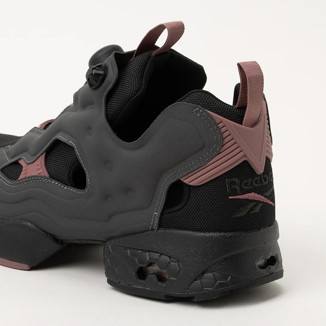ReebokリーボックINSTAPUMPFURY94インスタポンプフューリー94100248494