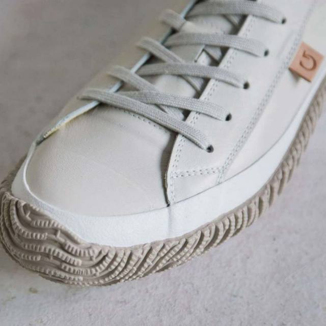 SPINGLEMOVEスピングルムーブスニーカーSPM-110Ivory【MADEINJAPAN】