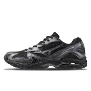 MIZUNOミズノWAVERIDER10D1GA243108