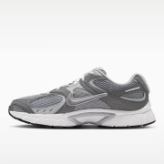 NIKEナイキV5RNRV5RNRIO7835-004