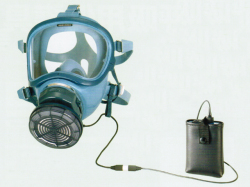 BL-700H電動ファン付き呼吸用保護具（全面形）