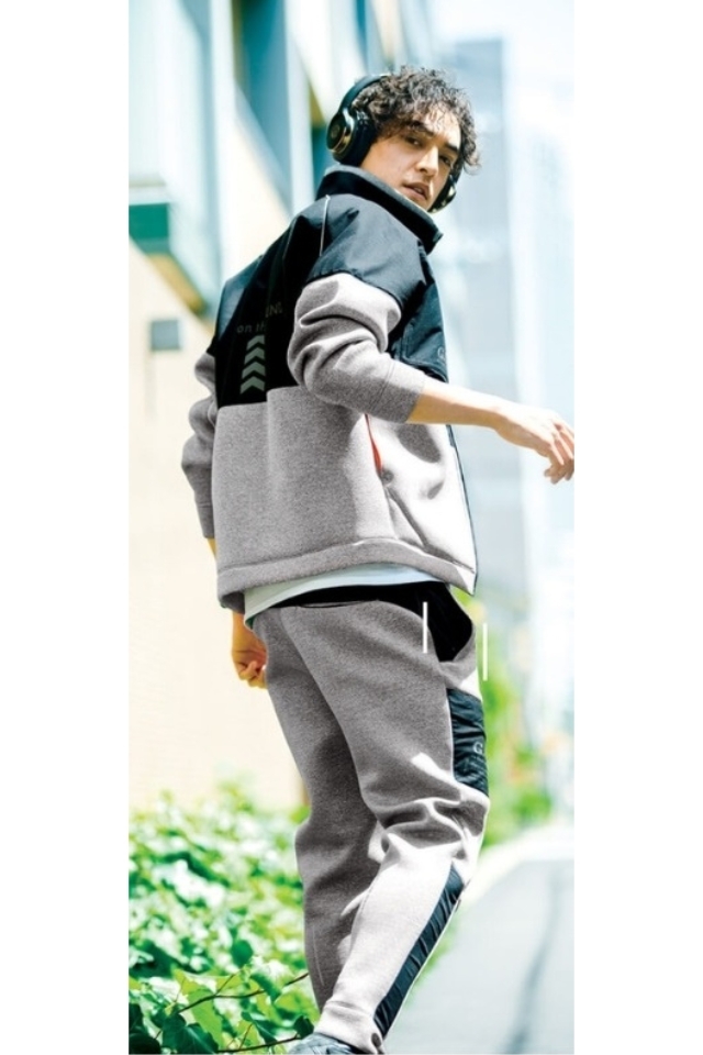 アディダス　上M下S トレーナー　スカート　ダンボールニット　セットアップ　秋冬 アディダス 上M下S トレーナー スカート ダンボールニット