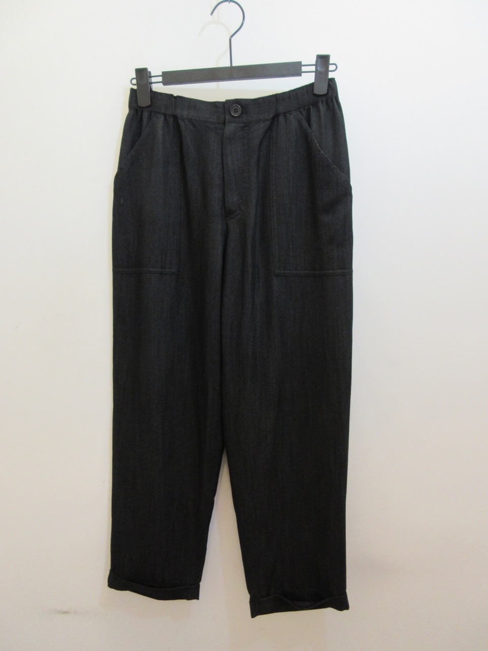 KEI Hayama PLUS(ケイハヤマプリュス) リアクティブデニム裾ダブルパンツ：ブラック