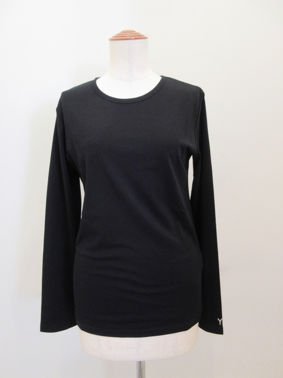 Y's YOHJI YAMAMOTO (ワイズ　ヨウジヤマモト) コットンスムースY刺繍丸首長袖Tシャツ:ブラック