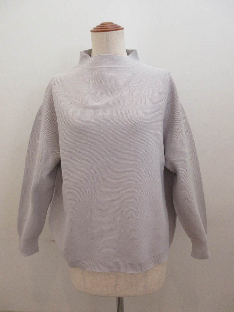 KEI Hayama PLUS(ケイハヤマプリュス) コットンストレッチ12Gホールガーメント薄手ニット:ライトグレー