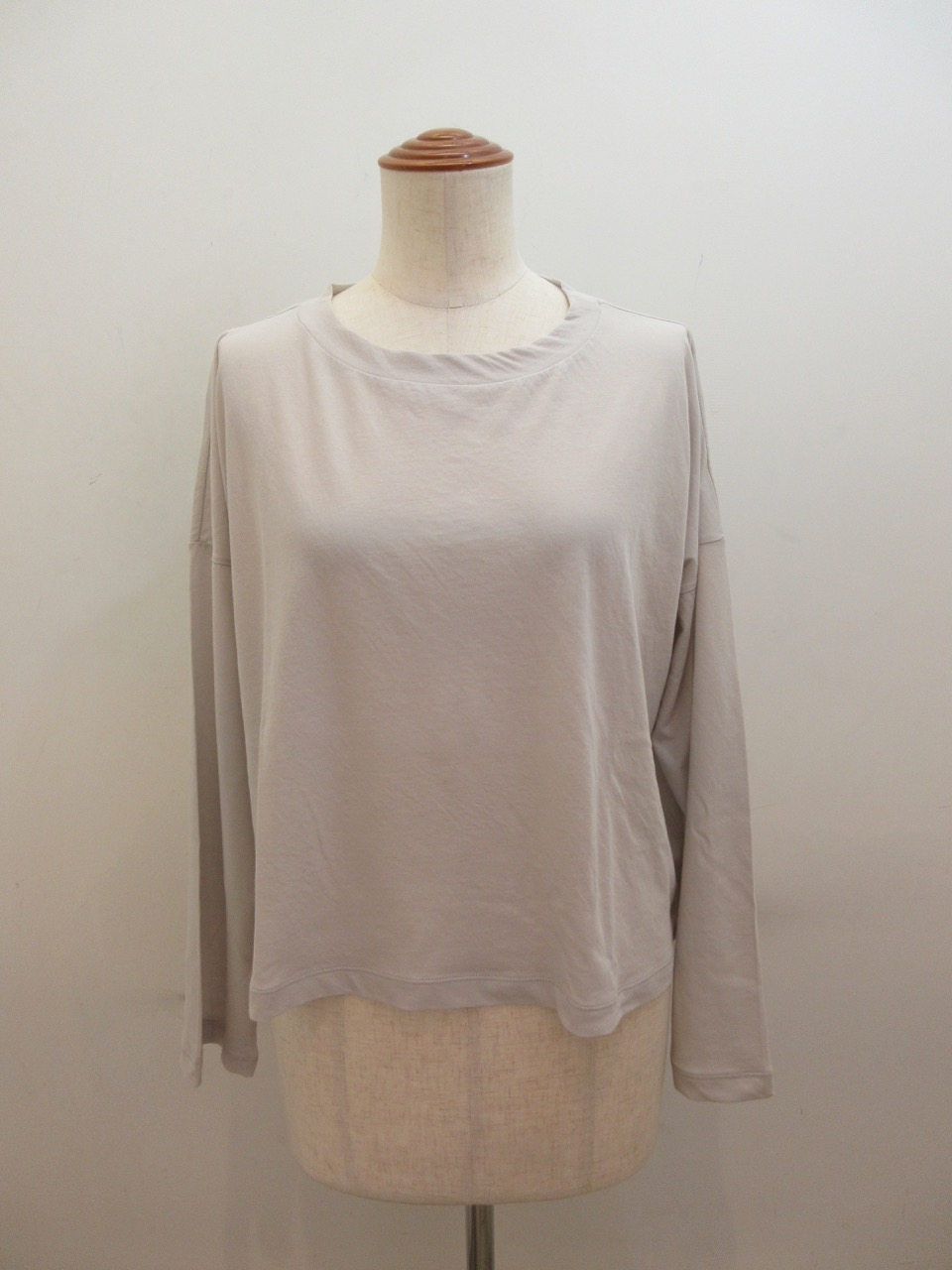 Y's YOHJI YAMAMOTO (ワイズ　ヨウジヤマモト) コットン強撚天竺ショート丈丸首Tシャツ：ライトグレー
