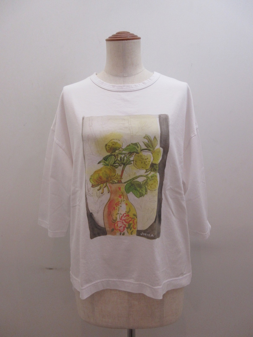 KEI Hayama PLUS(ケイハヤマプリュス) ジュンイイダカラープリント7分丈Tシャツ：ホワイト