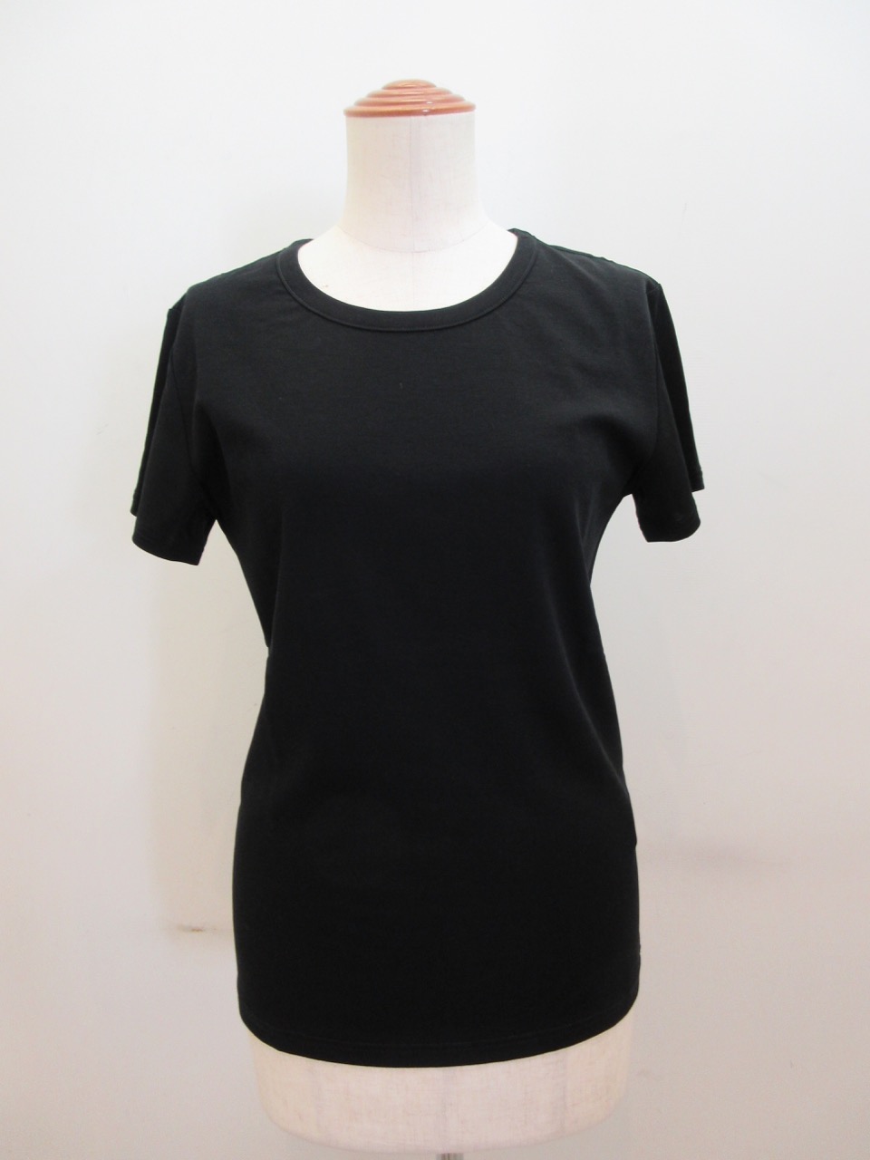 Y's YOHJI YAMAMOTO (ワイズ　ヨウジヤマモト) コットンスムースY刺繍丸首半袖Tシャツ:ブラック