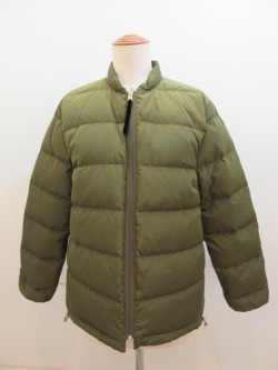 KEI Hayama PLUS(ケイハヤマプリュス) ライトタフタリバーシブルダウンショートジャケット：カーキ